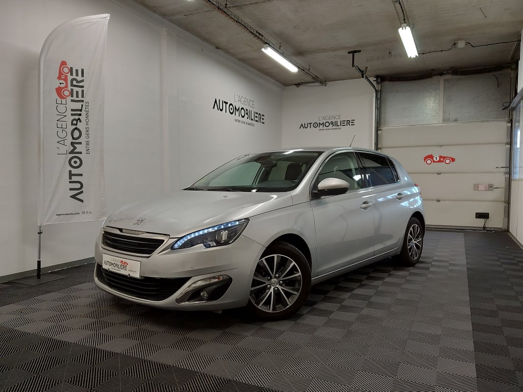 Peugeot 308 II (2) 1.6 BLUEHDI 120 S&S ALLURE EAT6 — 1
