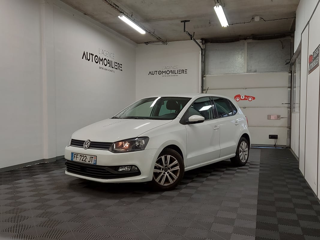 Volkswagen Polo V (2) 1.0 60 TRENDLINE 5P — 1