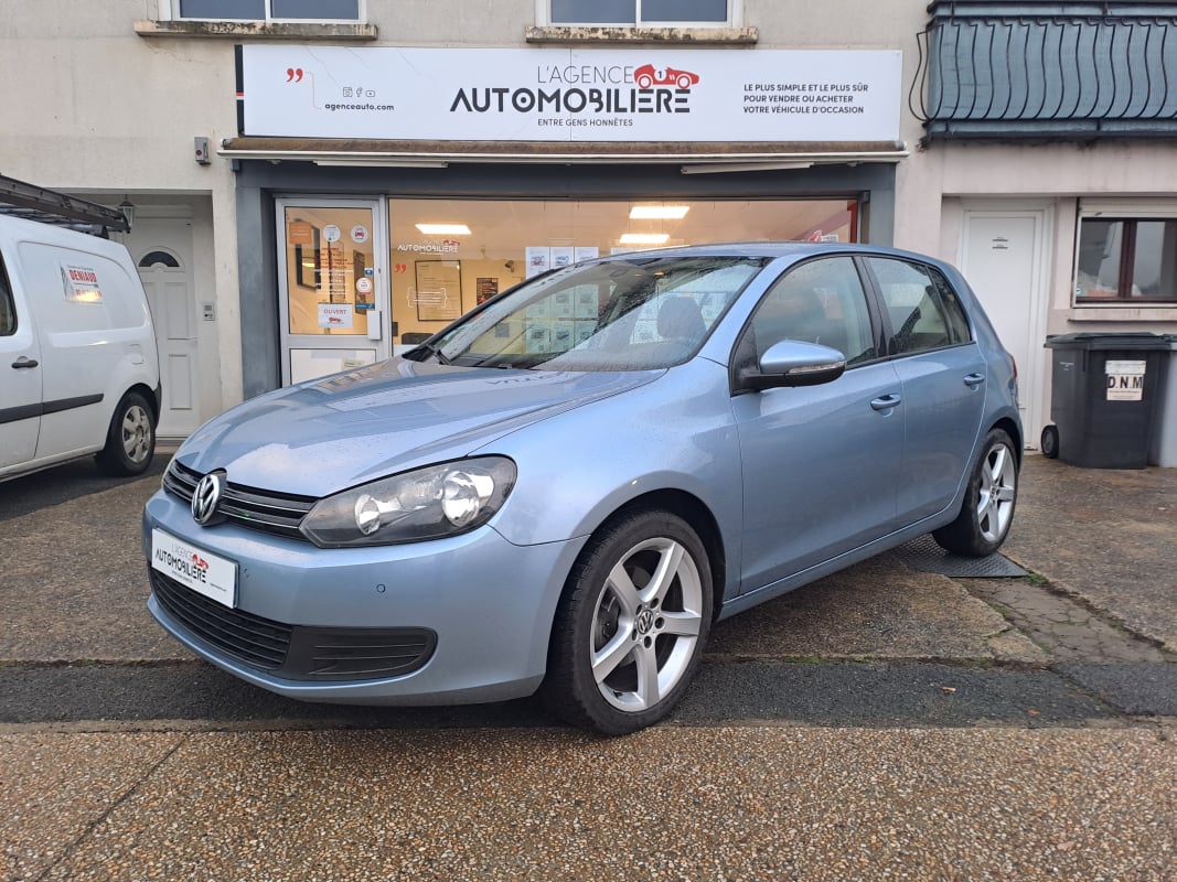 Volkswagen Golf VI 1.6 TDI 105 cv Blue Motion - Conforline - Distribution neuve — 1