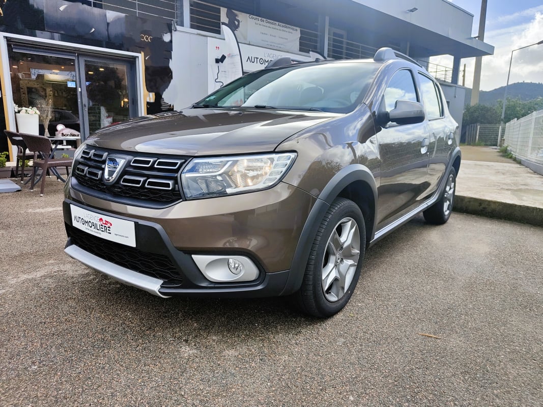 Dacia Sandero STEPWAY 0.9 TCE 90 PRESTIGE — 1