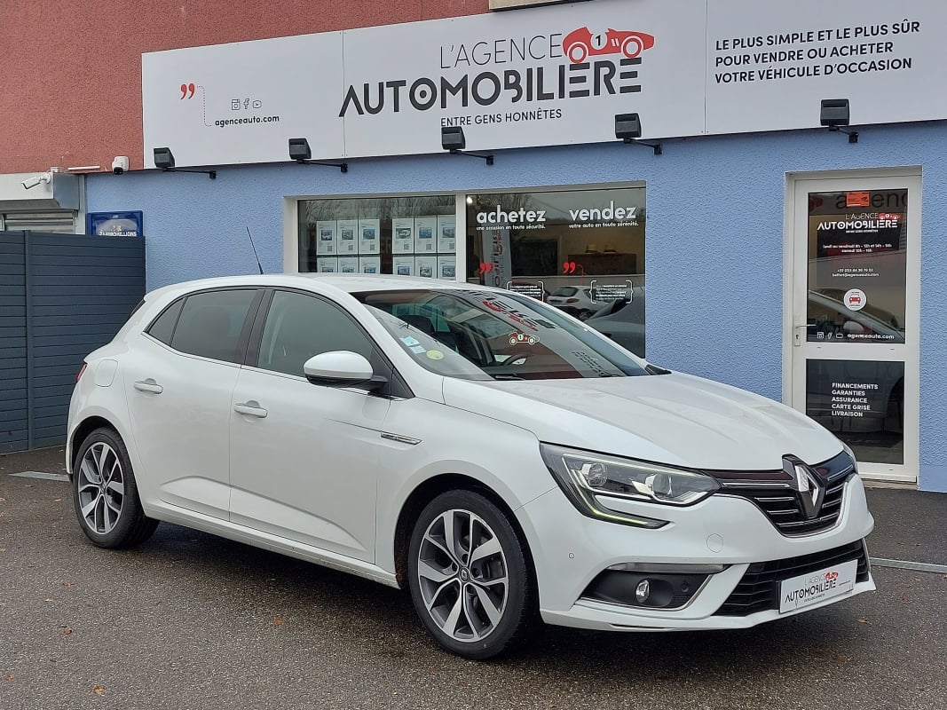 Renault Megane 1.5 DCI 110 ENERGY INTENS BOSE EDC — 1