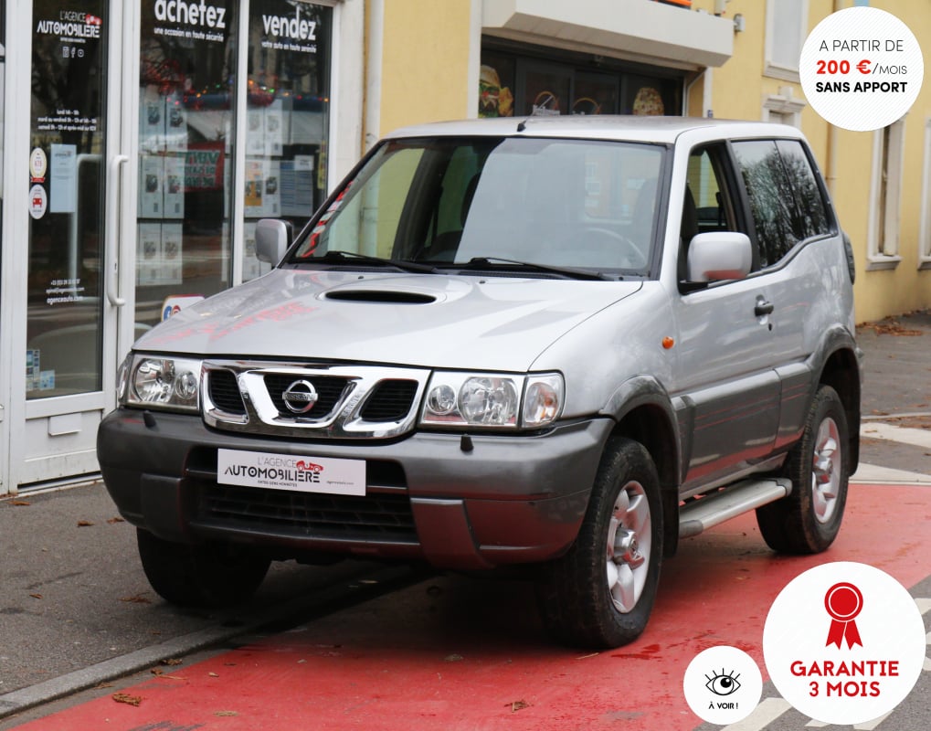 Nissan TERRANO II Court 2.7 Di 125 Luxe BVM (Origine France, 2ème main, Attelage) — 1