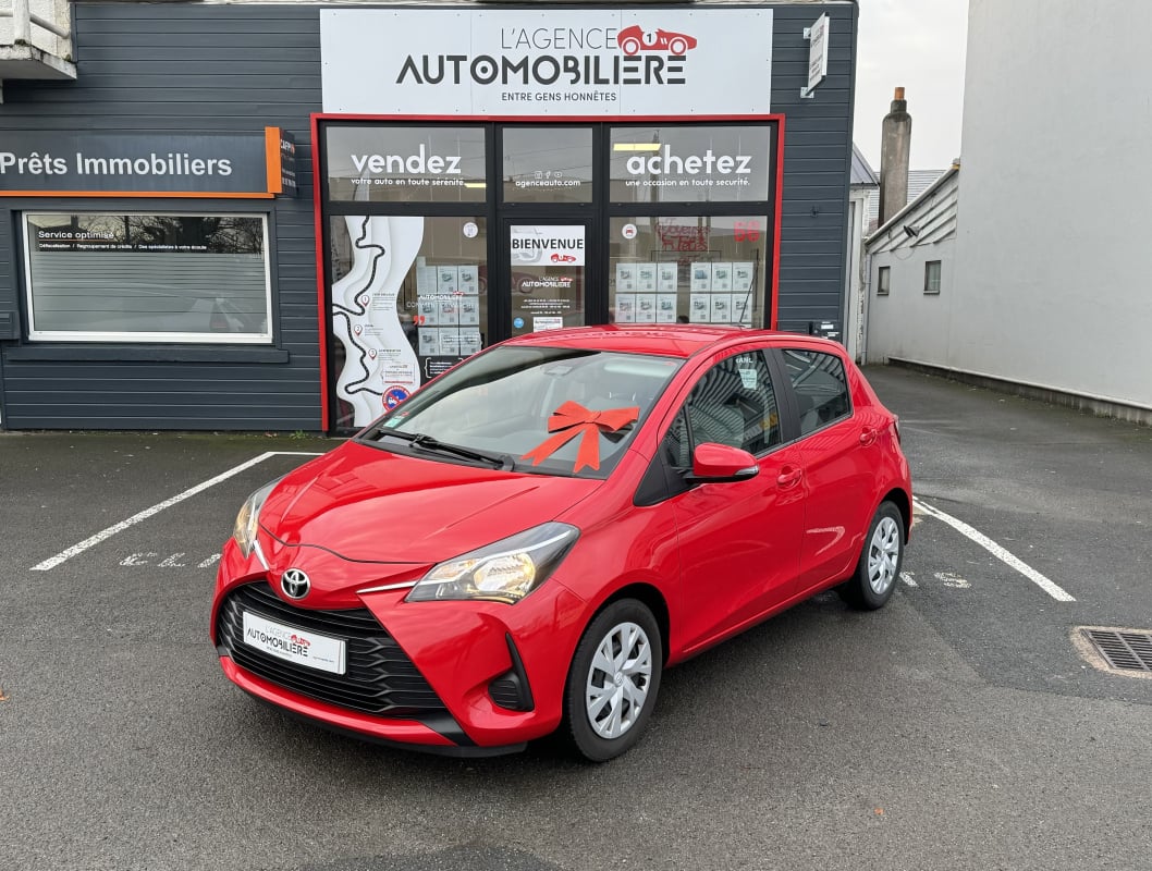 Toyota Yaris 1.5 Essence 111cv BVM6 ULTIMATE (1ère main) — 1