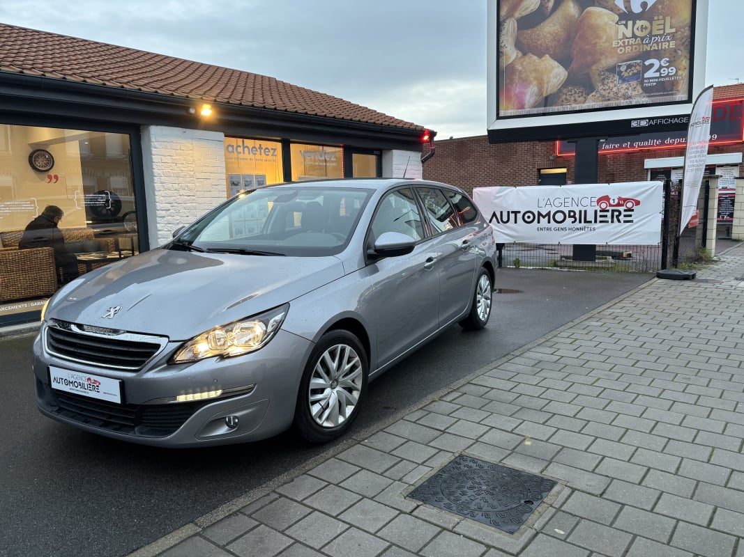 Peugeot 308 SW II SW 1.2 PURETECH 110 ACTIVE GPS CAMERA DE RECUL — 1