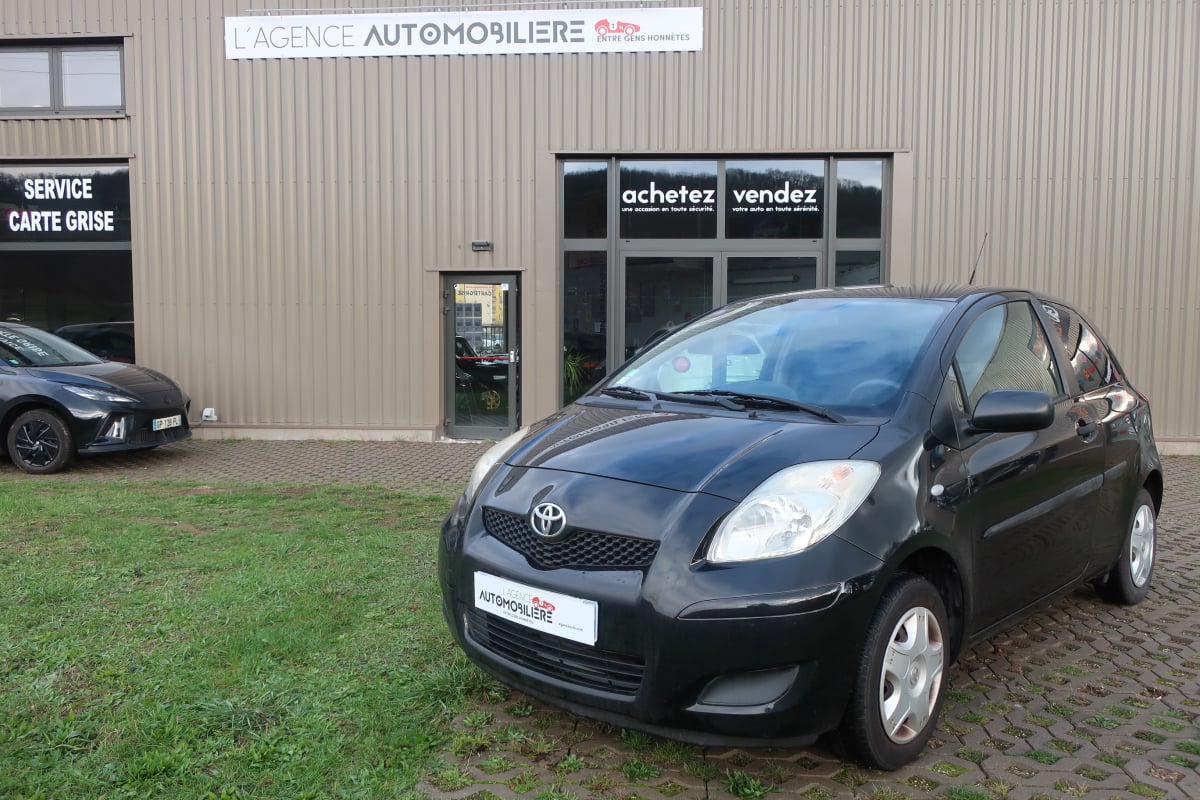 Toyota Yaris 1.0 vvti 12v 69Cv — 1