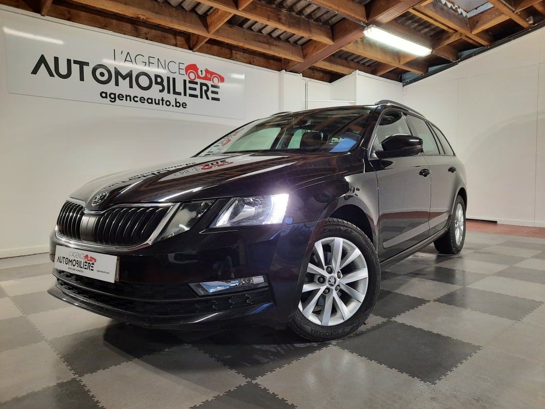Skoda Octavia Break 1.6 TDI 116ch Boite DS7/ Garantie 12 Mois — 1