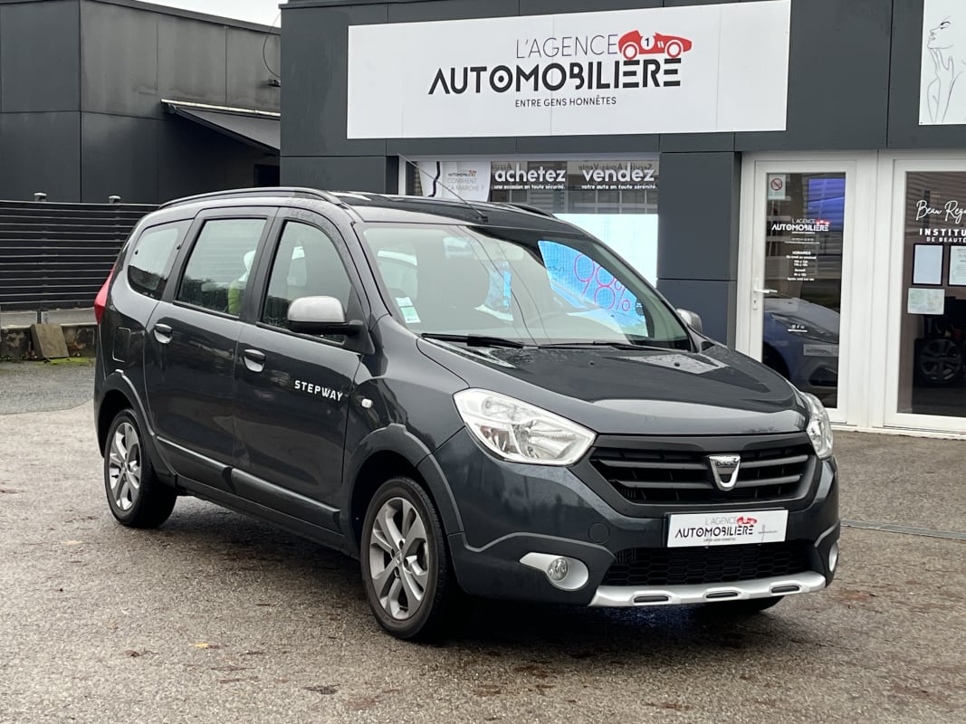 Dacia Lodgy 1.5 dCi 110 ch STEPWAY BVM6 - 7 PLACES — 1