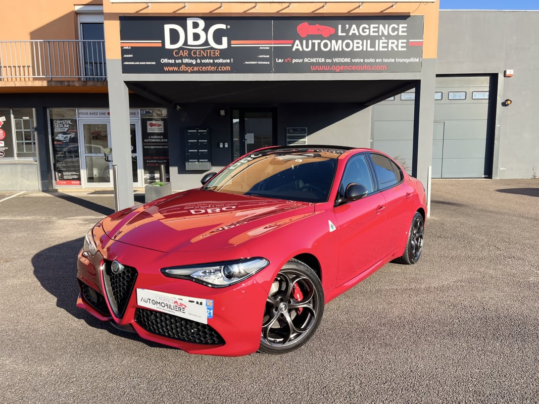 Alfa Romeo Giulia Sport Edition 2.0 T4 MAir AT8 312cv (Stage 1) Caméra/Toit Ouvrant Panoramique — 1