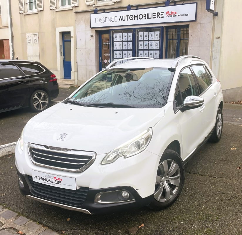 Peugeot 2008 1.6 E-HDI 92 ALLURE — 1