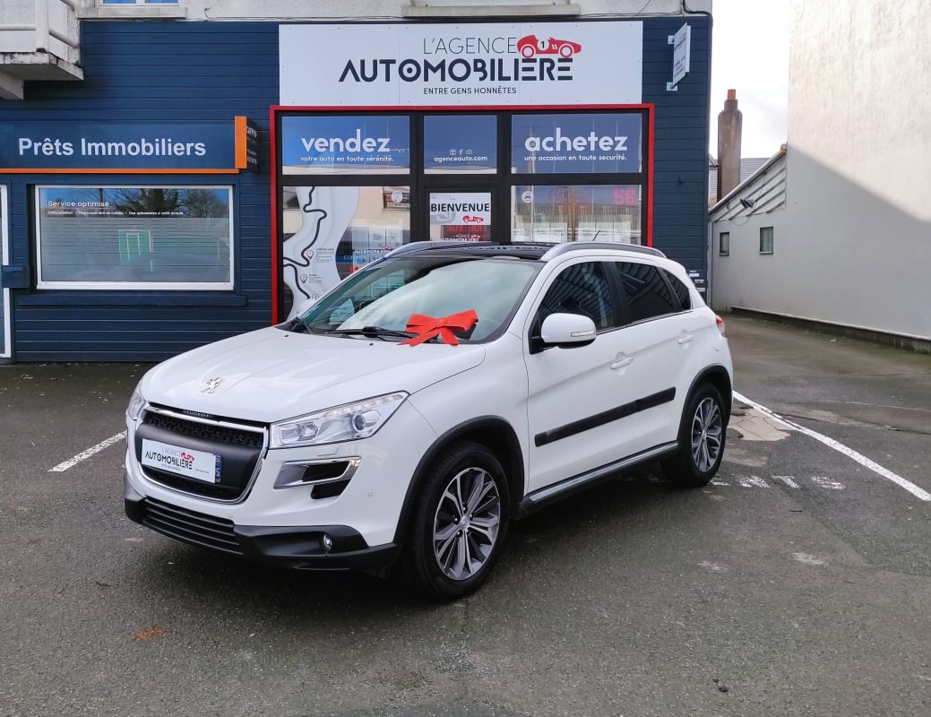 Peugeot 4008 1.8 HDi 150cv BVM6 4WD ALLURE — 1