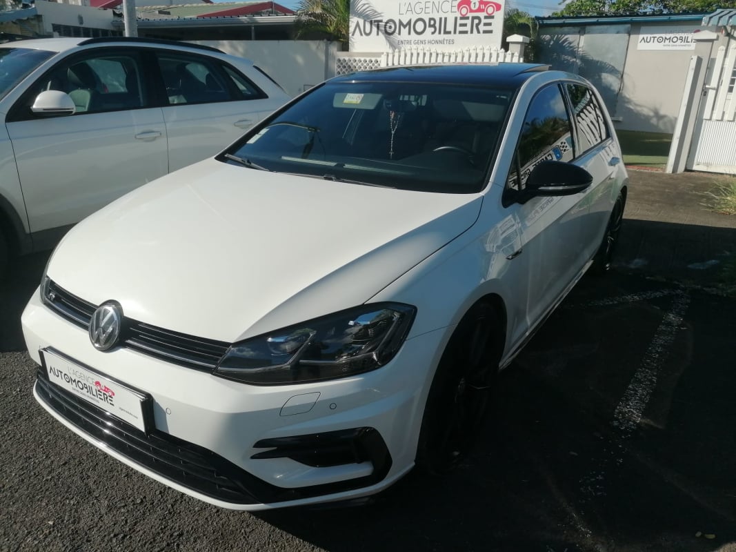 Volkswagen Golf 2.0 TSI 300 R 4 MOTION DSG7 — 1
