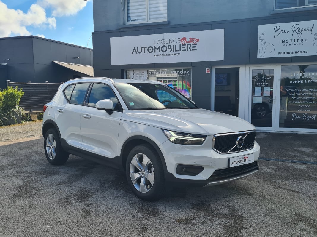 Volvo XC40 1.5 T2 129 MOMENTUM BUSINESS 2WD GEARTRONIC 8 — 1