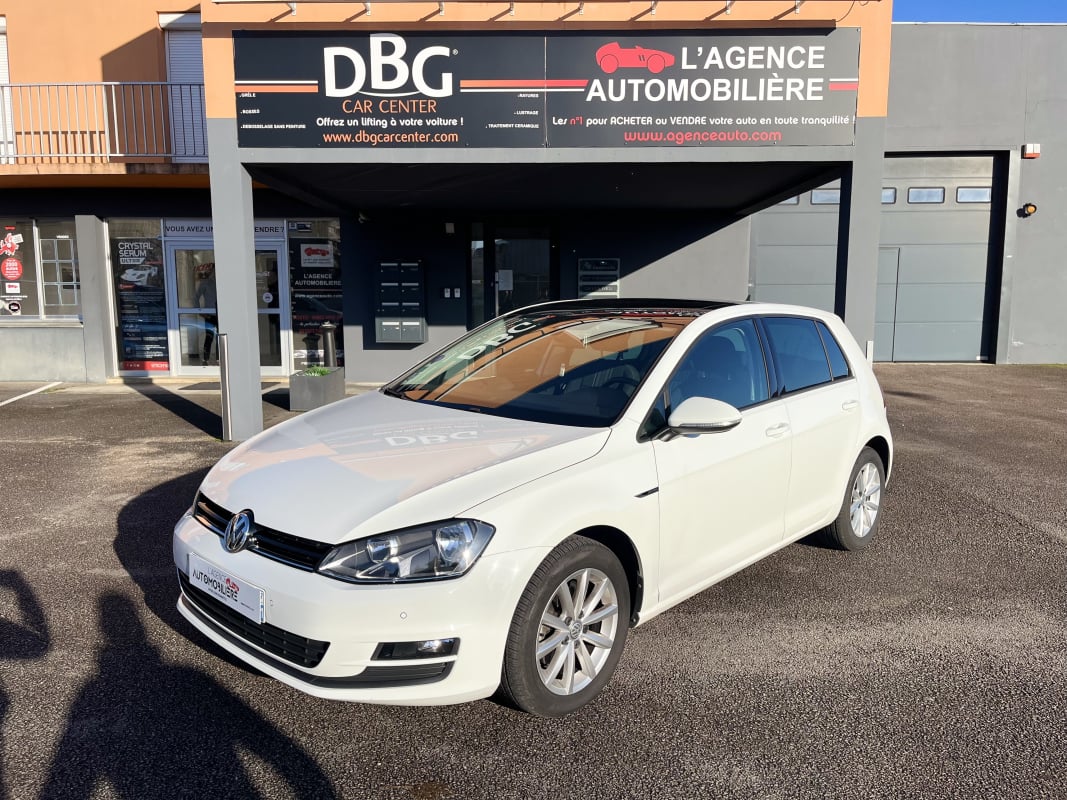 Volkswagen Golf Lounge 1.2 TSI 110 cv Toit Ouvrant/Caméra de recul/Radar Av/Ar — 1