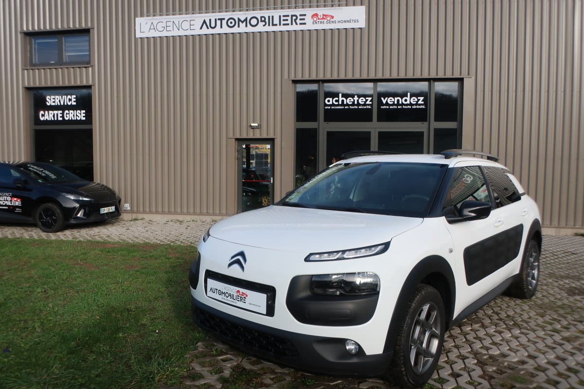 Citroen C4 Cactus 1.2 VTi 12V Live 82Cv — 1