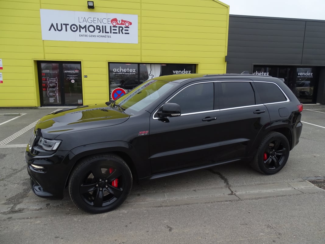 Jeep Grand Cherokee SRT8 6.4L V8 4WD 468cv Éthanol — 1