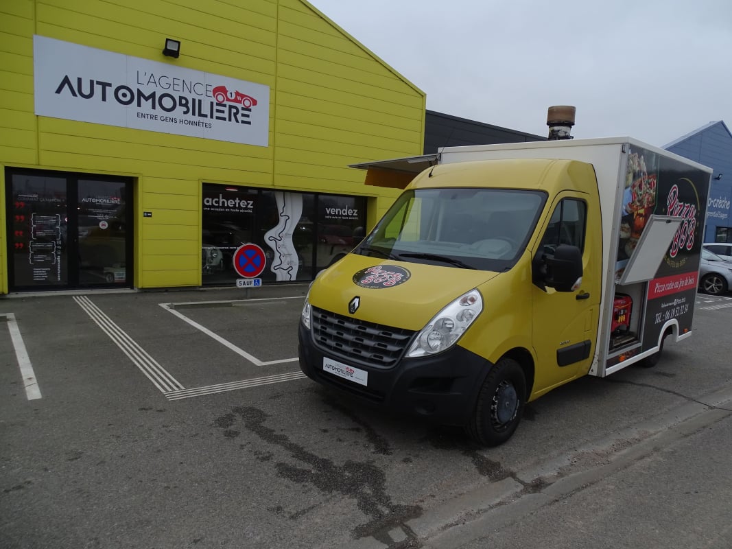 Renault Master FOOD TRUCK MAGASIN MASTER PHC L2H2 3.5t 2.3 L dCi 100 CONFORT — 1
