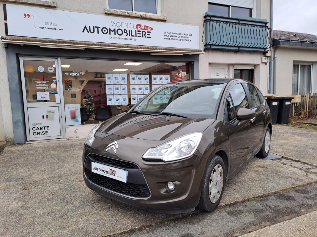 Citroen C3 1.2 VTi 82 cv CONFORT - Distribution neuve — 1