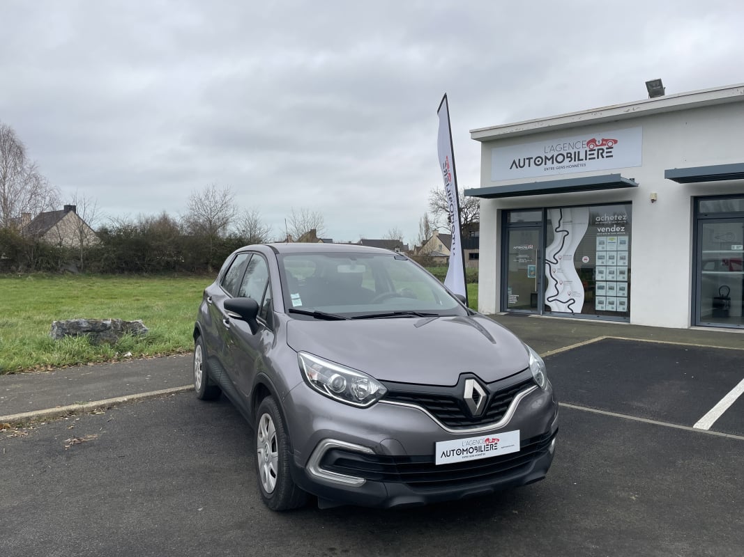 Renault Captur 0.9 TCE 90 LIFE — 1