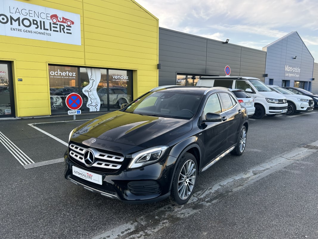 Mercedes-Benz Classe GLA 200D 7-G DCT Starlight Edition — 1