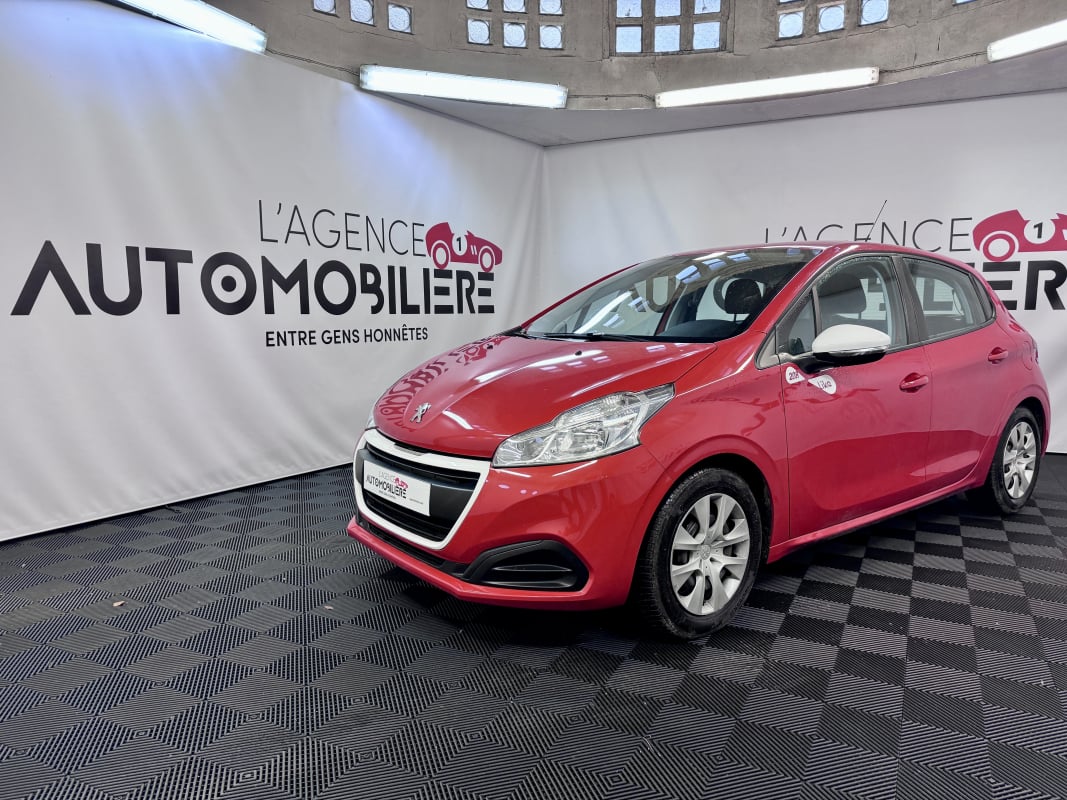 Peugeot 208 1.2 PURETECH 68 LIKE — 1