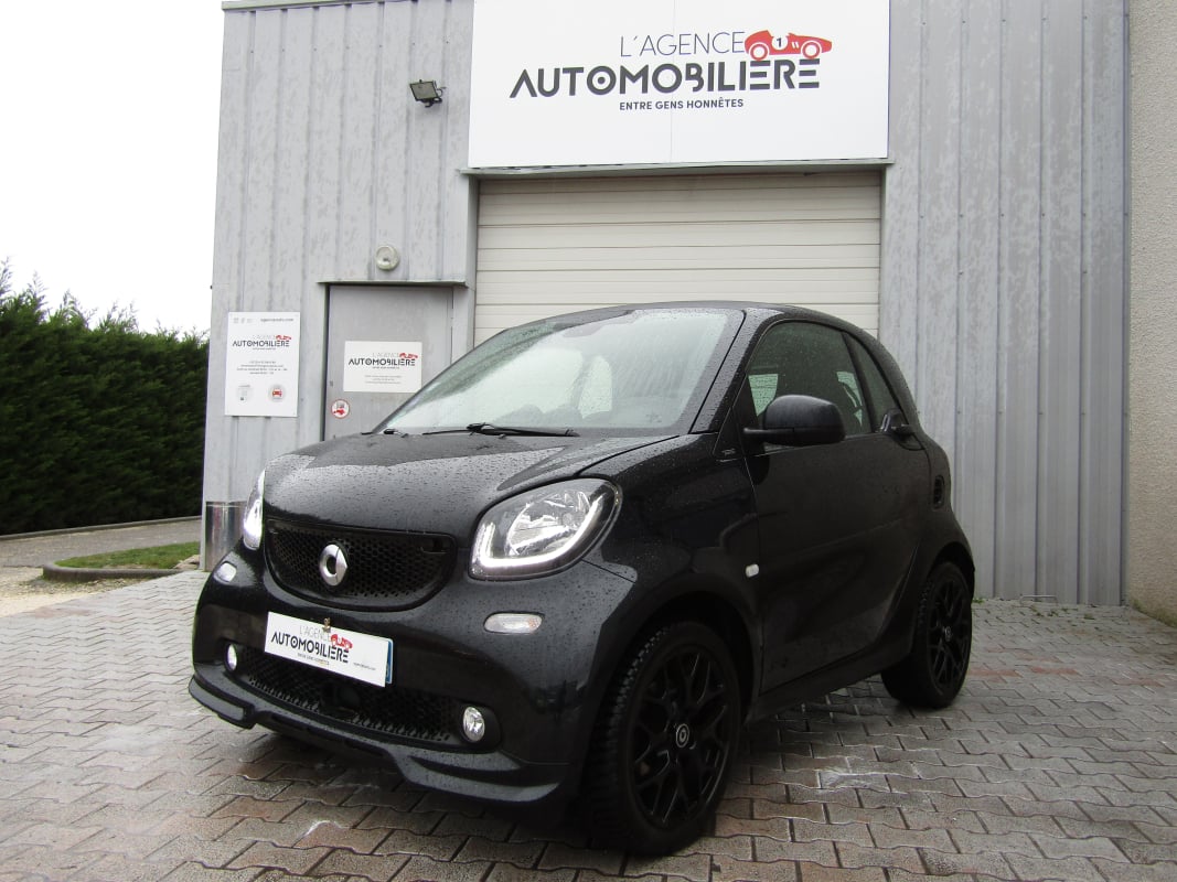 Smart For Two 1.0i 12v Coupé 71cv URBAN SHADOW — 1