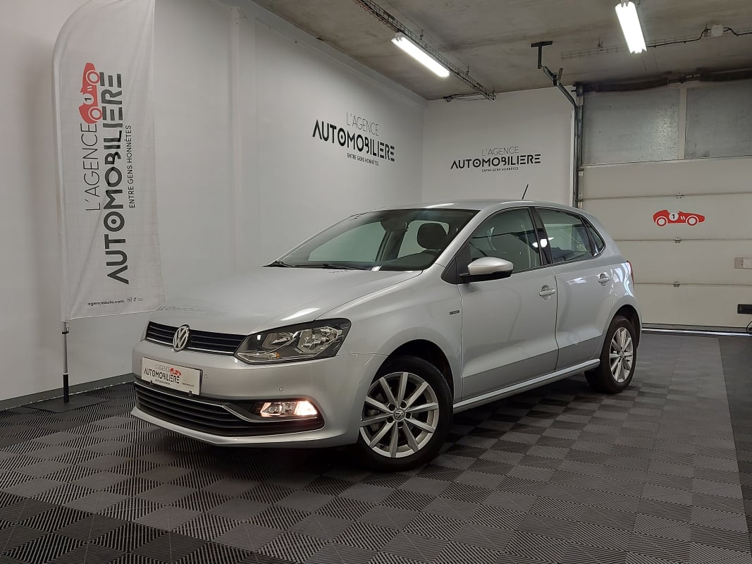 Volkswagen Polo V (2) 1.2 TSI 90 BLUEMOTION TECHNOLOGY LOUNGE 5P — 1