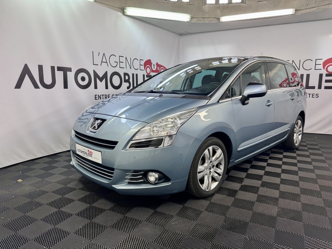 Peugeot 5008 1.6 HDI 112 FAP PREMIUM PACK BMP6 — 1