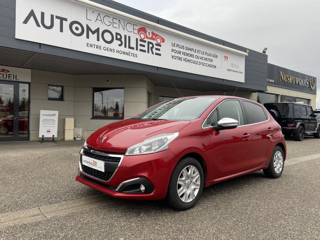 Peugeot 208 1.2 THP 110 S&S ALLURE — 1