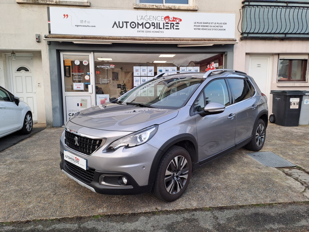 Peugeot 2008 1.2 110 cv EAT6 Allure - 1ère main - Suivi Peugeot — 1