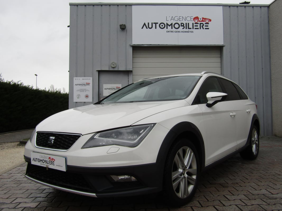 Seat Leon 1.8 TFSI 180CV 4x4 DSG6 Finition Xperience — 1