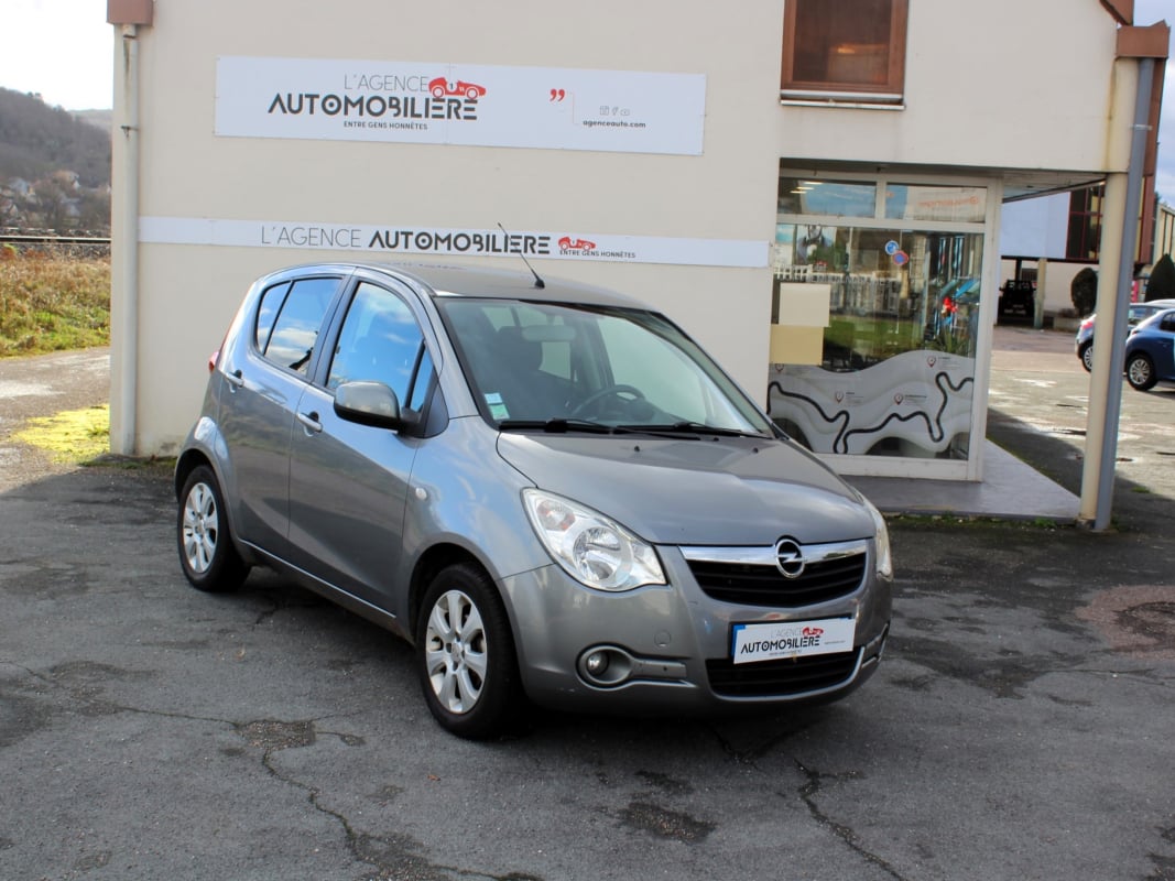 Opel Agila 1.0 65 ch enjoy — 1