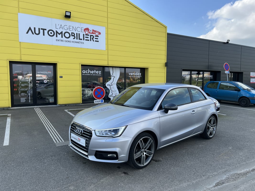 Audi A1 Ambition Luxe 1L6 TDI 116 v — 1