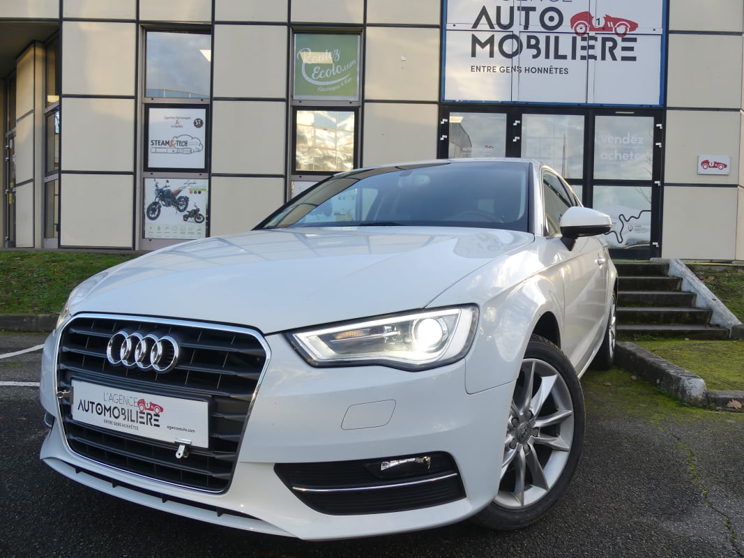 Audi A3 A3 1.6 TDI 110ch Ambiente — 1