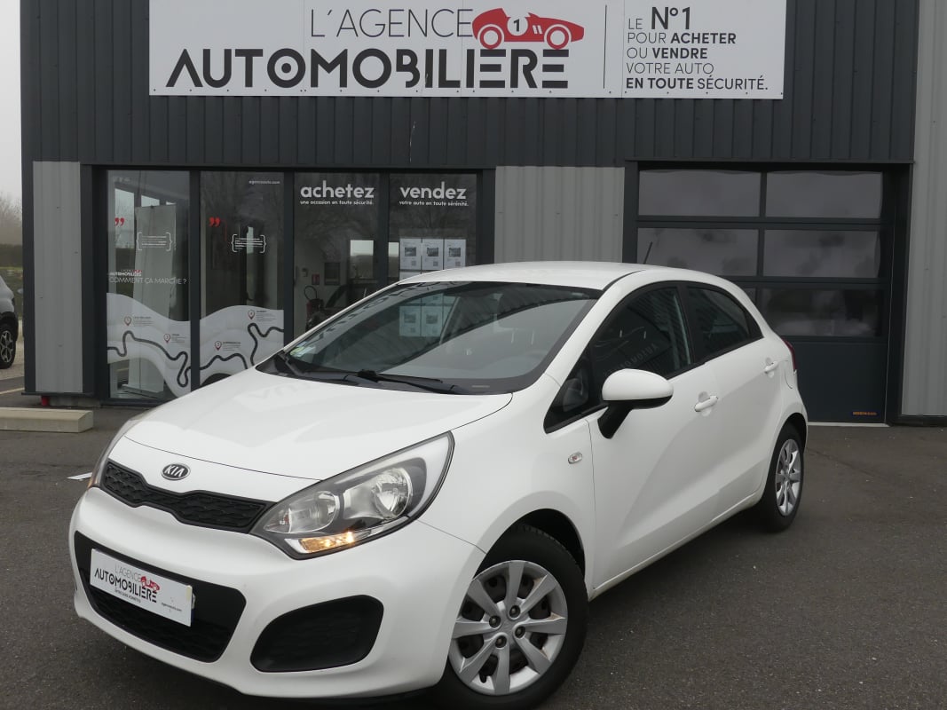 Kia Rio MOTION CRDI 75 CV — 1