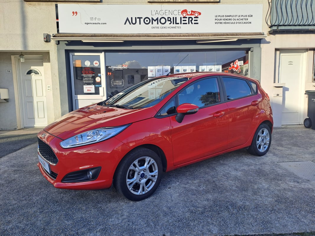 Ford Fiesta VI Phase 2 1.25 i 16V 82 cv Edition - FAIBLE KILOMETRAGE — 1