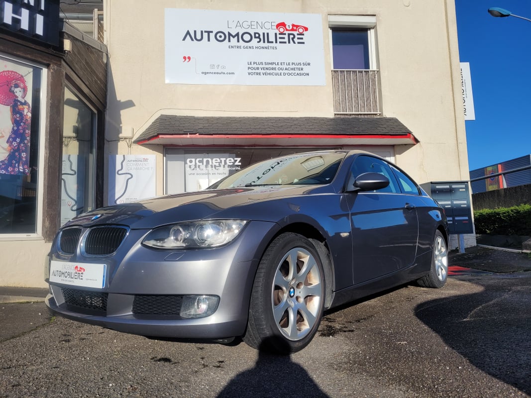 BMW Série 3 Coupé COUPE 2.0 320 D 177CH CONFORT — 1