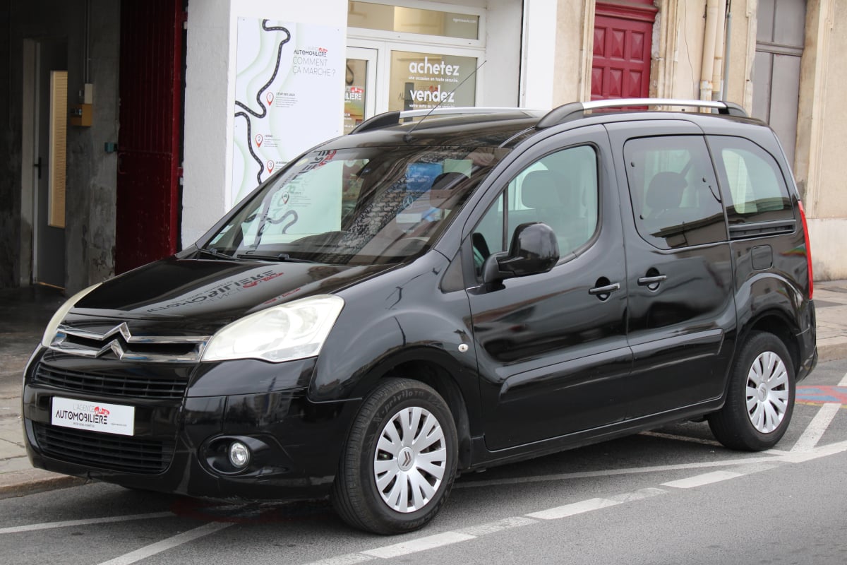 Citroen Berlingo GENERATION-II MULTISPACE 1.6 HDI 90 ( Clim, Bluetooth, Roue de secours ... ) — 1