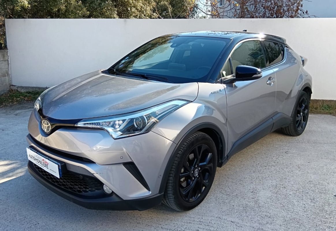 Toyota C-HR HYBRID 1.8 VVT-i 16V 122H 2WD GRAPHIC — 1