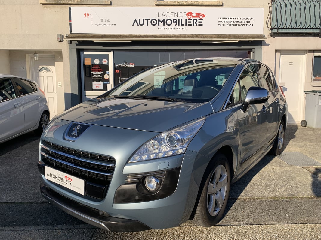 Peugeot 3008 HYbrid4 2.0 HDi 163 cv - FELINE - Distribution neuve — 1