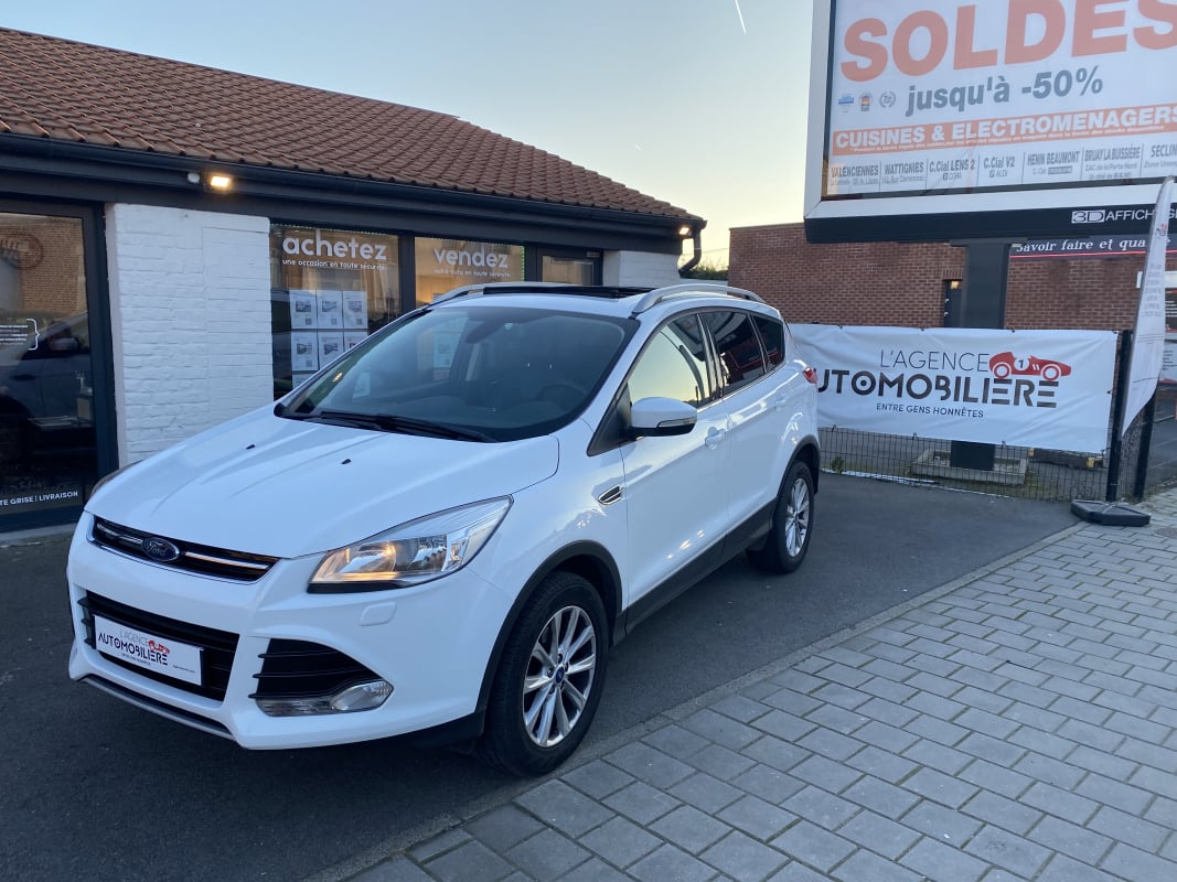 Ford Kuga II 2.0 TDCI 150 S&S 4X2 TITANIUM — 1