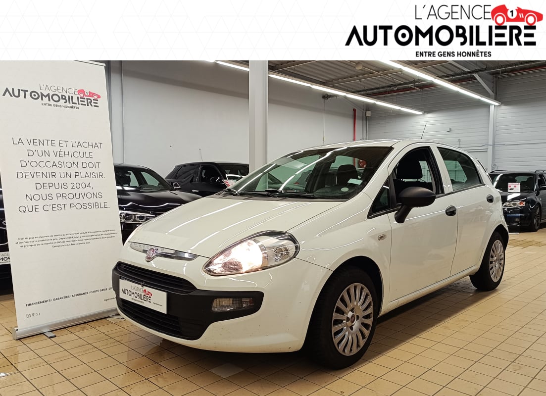 Fiat Punto 1.3 MULTIJET 75 S&S DPF TEAM 5P — 1
