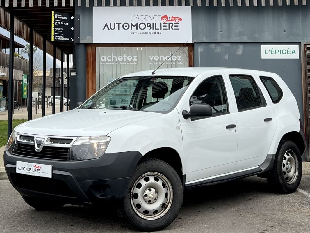 Dacia Duster 1.6 16v 105ch 4x4 / 1°Main — 1
