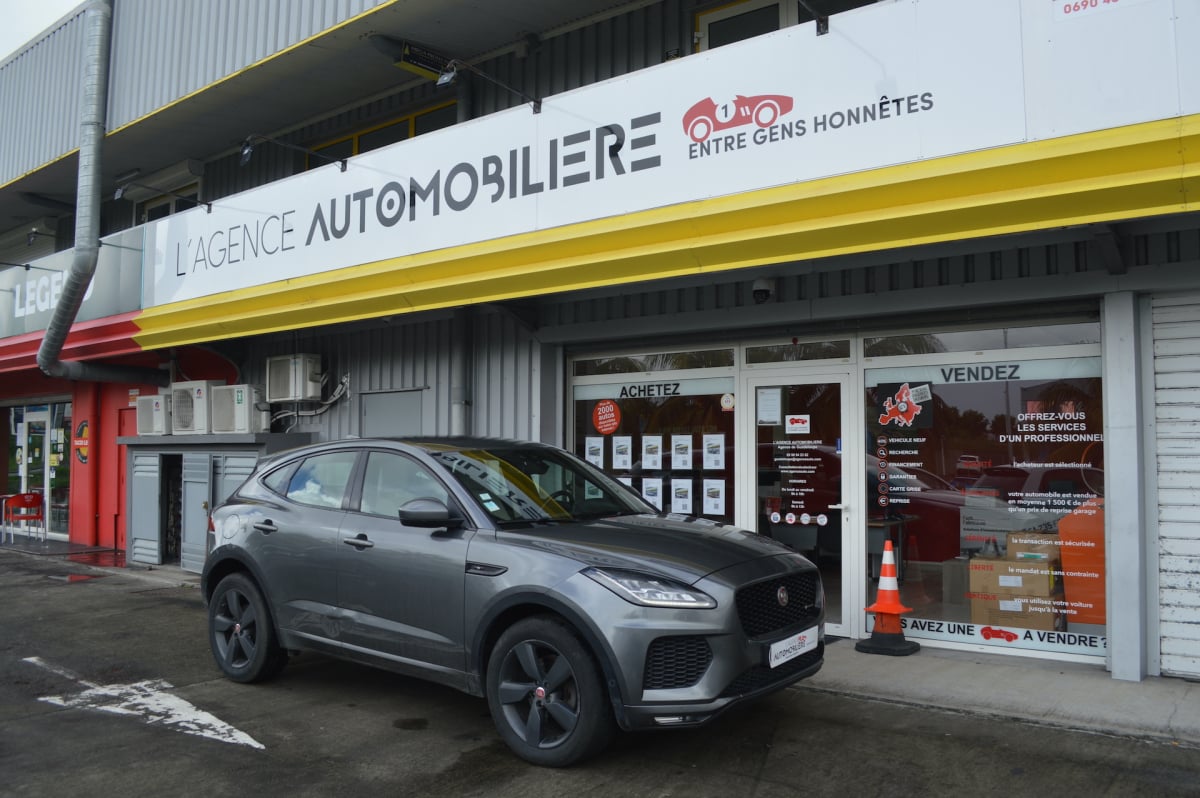 Jaguar E-Pace D150 AWD R-DYNAMIC BUSINESS BVA — 1