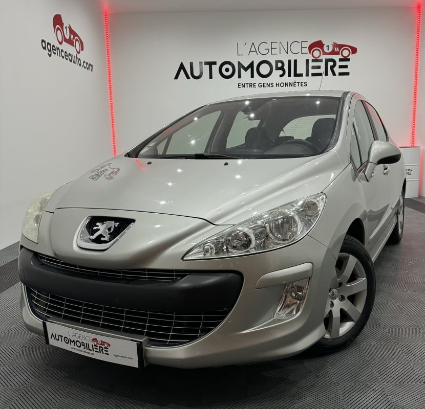 Peugeot 308 308 PREMIUM 1.6 HDI 110CV BVM5 5 PORTES ATELAGE/REGULATEUR/CLIM AUTO/JANTES ALU — 1
