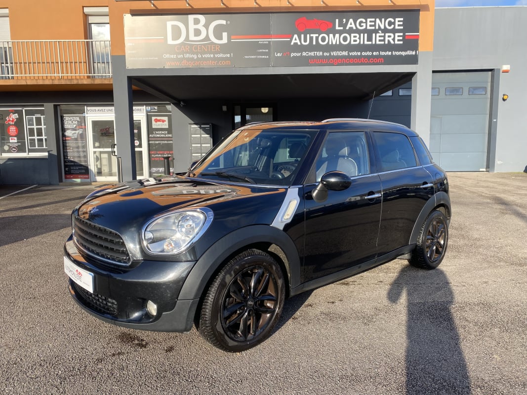 Mini Countryman Cooper 1.6 112 cv red hot chili peppers — 1