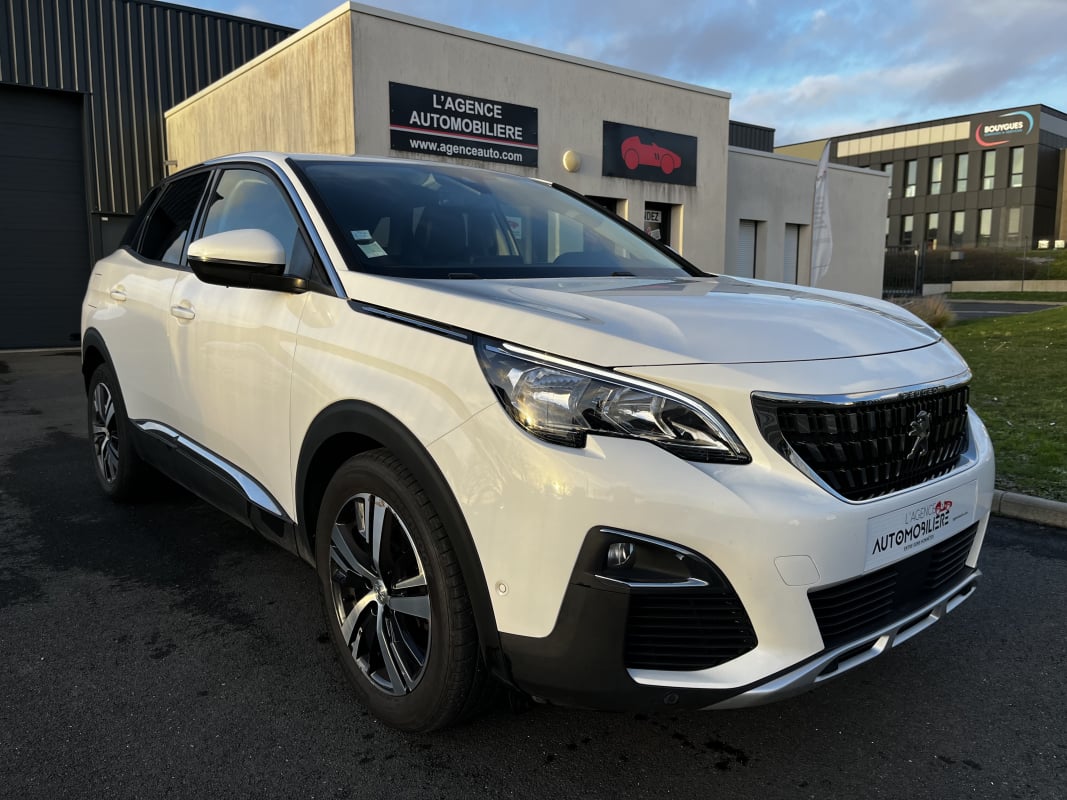 Peugeot 3008 ALLURE 130ch EAT8 / GARANTIE 12 MOIS — 1