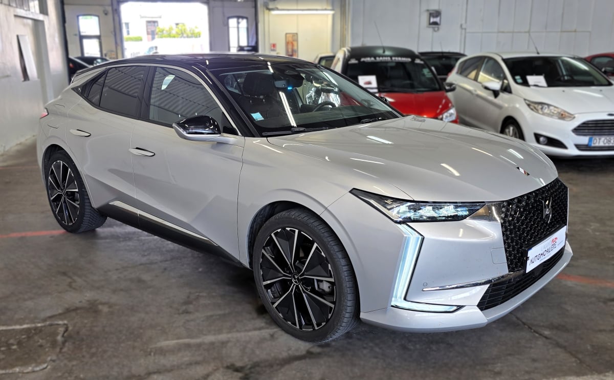 DS DS 4 225H 180 E-TENSE RIVOLI EAT8 — 2