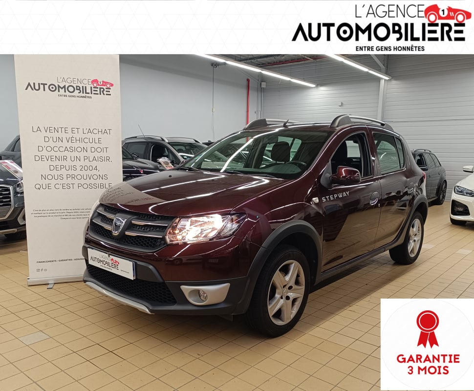 Dacia Sandero TCe 90 E6 Stepway Prestige — 1