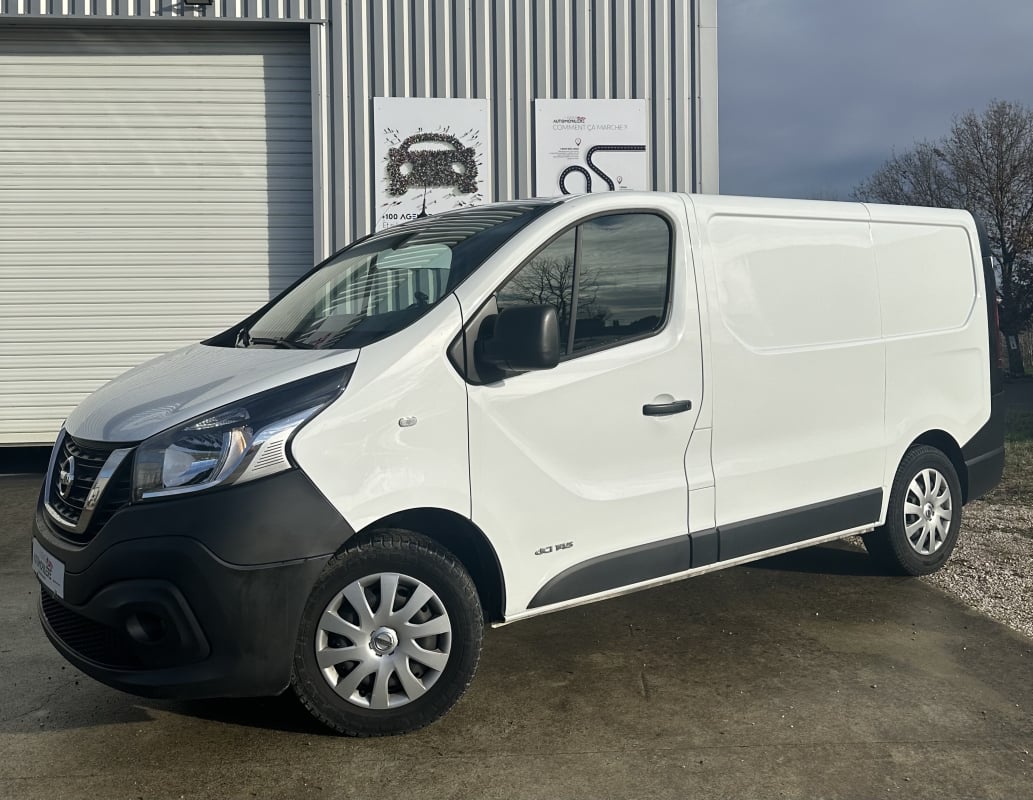 Nissan NV300 2.0 dCi EDC6 145CV L1H1 N-Connecta — 1