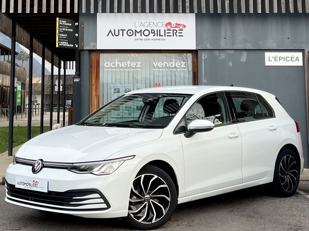 Volkswagen Golf VIII 1.0 eTSi OPF 110ch Life Business 1st DSG7 — 1